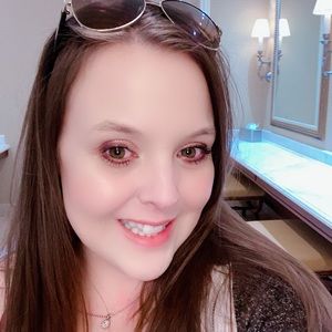 Meet your Posher, Katrina